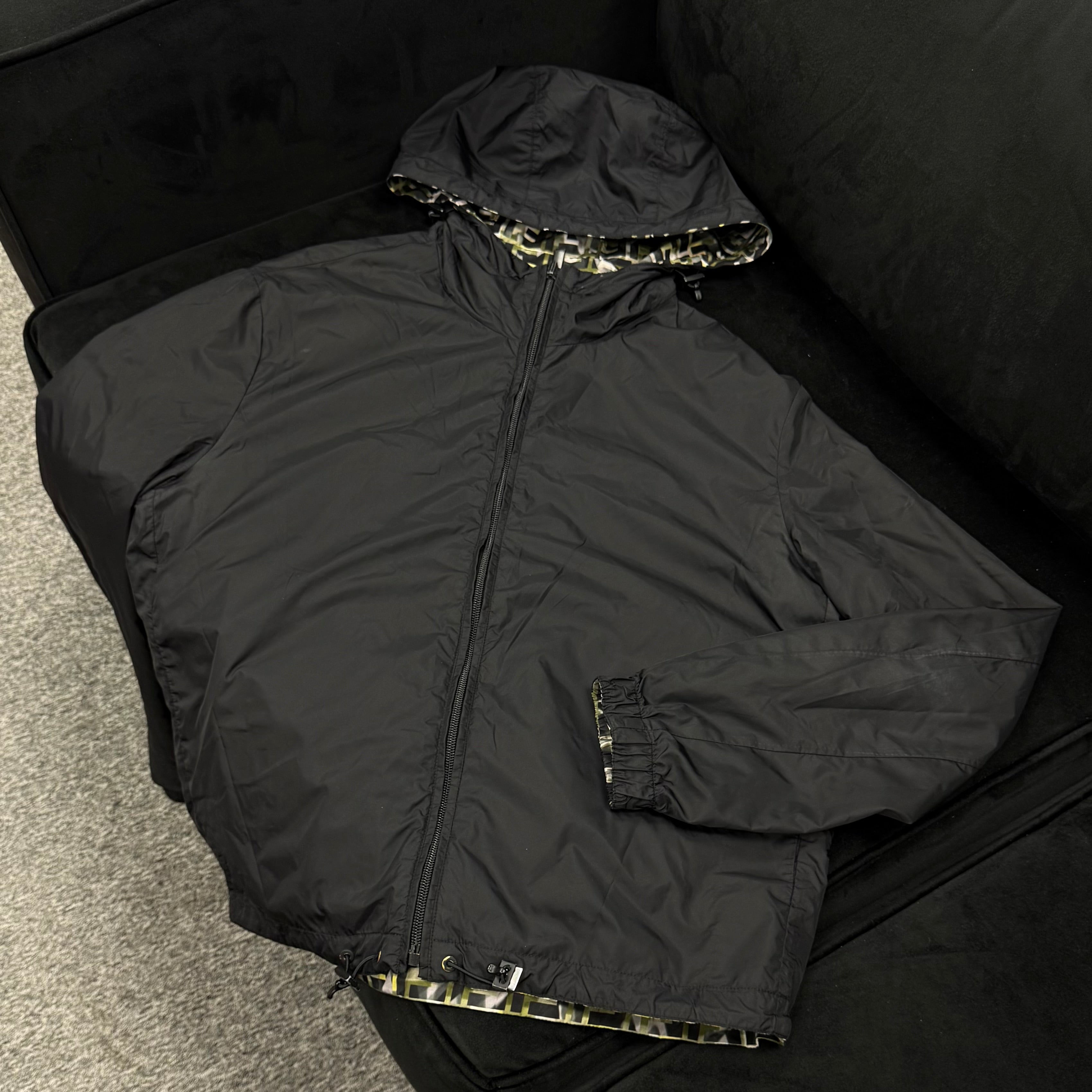 (PRE-OWNED) FENDI FF REVERSIBLE WINDBREAKER - GREEN