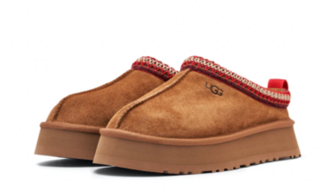 UGG TAZZ PLATFORM SLIPPERS - CHESTNUT