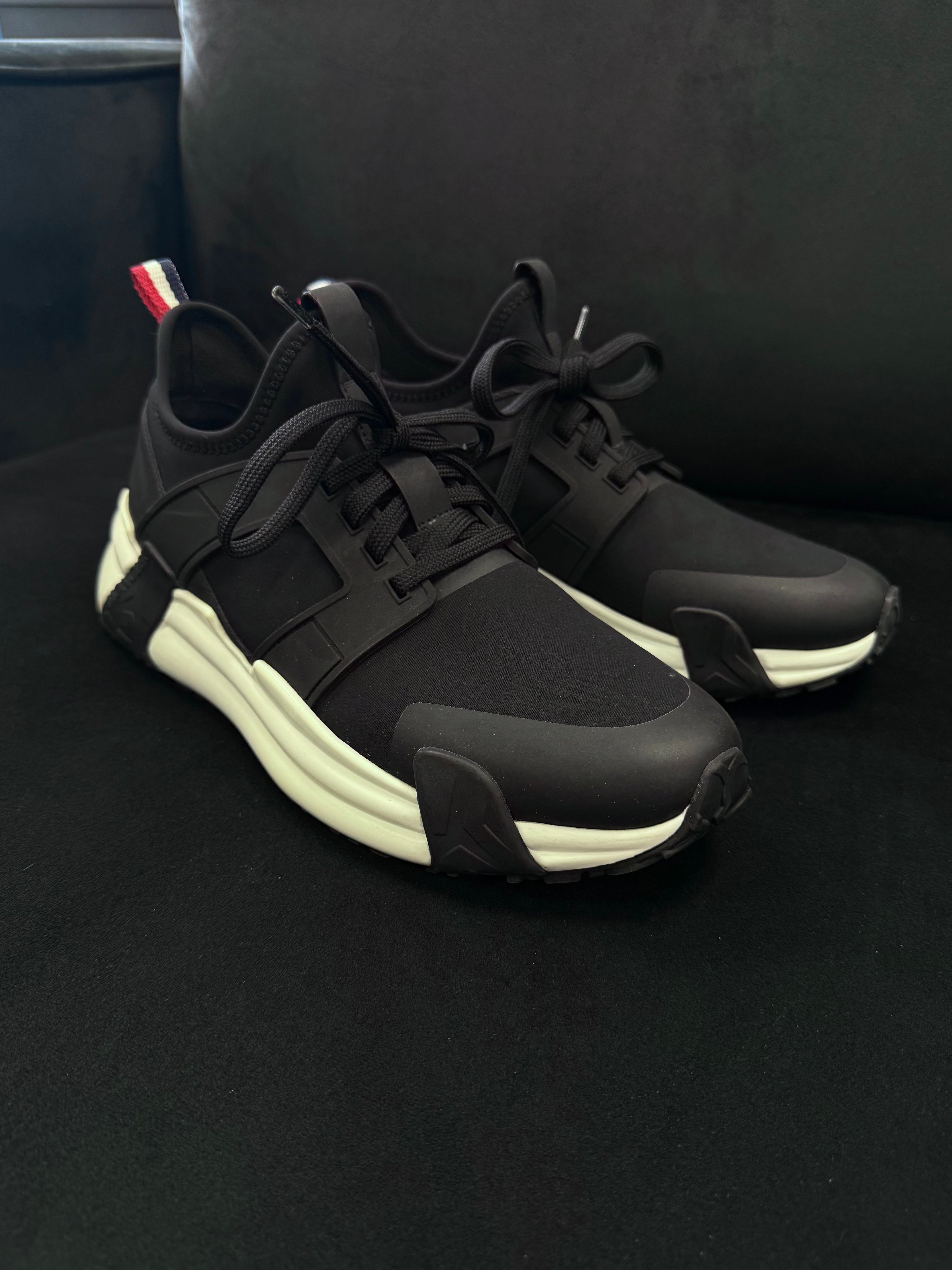 (PRE-OWNED) MONCLER LUNAROVE TRAINERS - BLACK