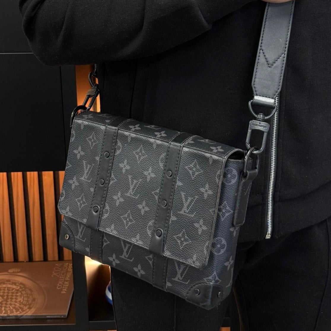 (PRE-OWNED) LOUIS VUITTON LV MONOGRAM TRUNK BAG - BLACK