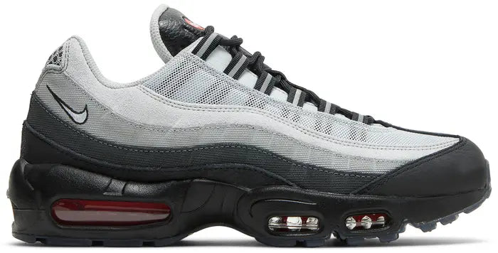NIKE AIR MAX 95 - BLACK / PURE PLATINUM / LIGHT SMOKE GREY / WHITE