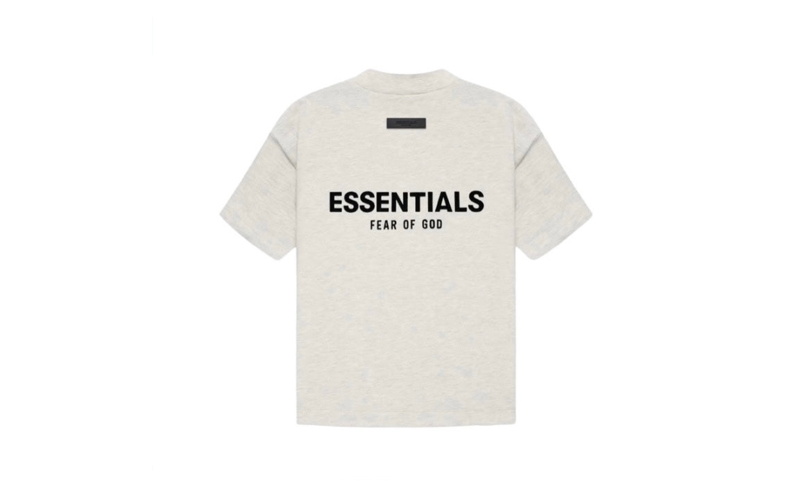 FOG ESSENTIALS KIDS TEE- LIGHT OAT (SS22)