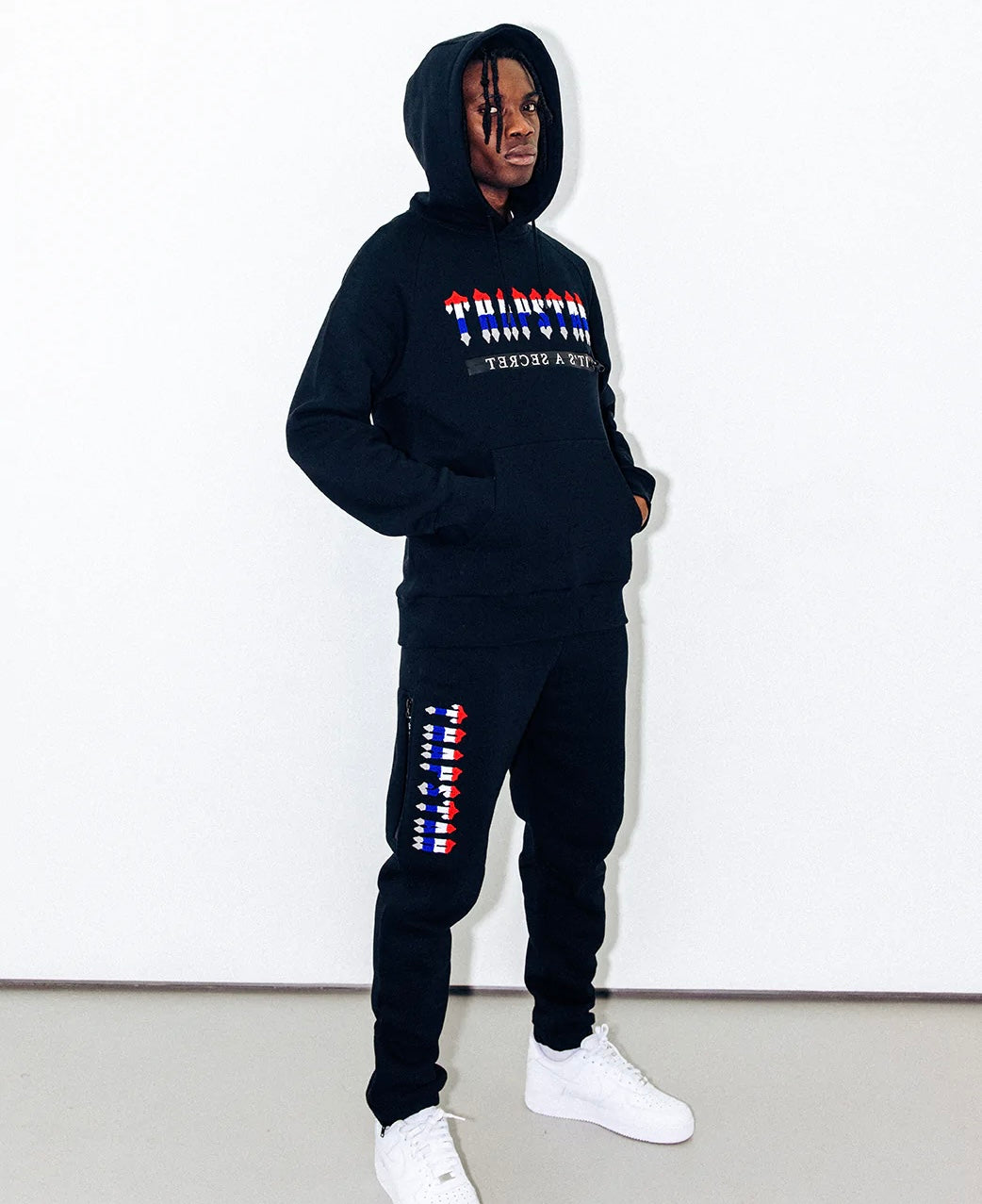 TRAPSTAR CHENILLE DECODED 2.0 HOODIE TRACKSUIT - BLACK REVOLUTION EDITION